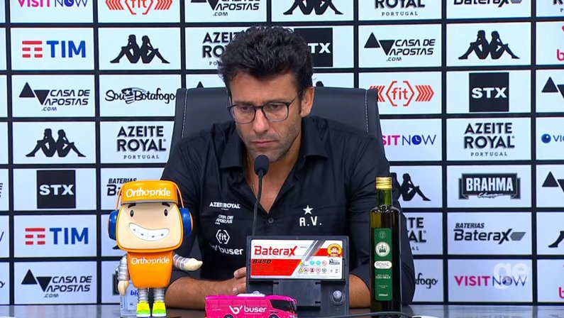Valentim elogia jogo do Botafogo, dá méritos ao Internacional e isenta Gatito por derrota
