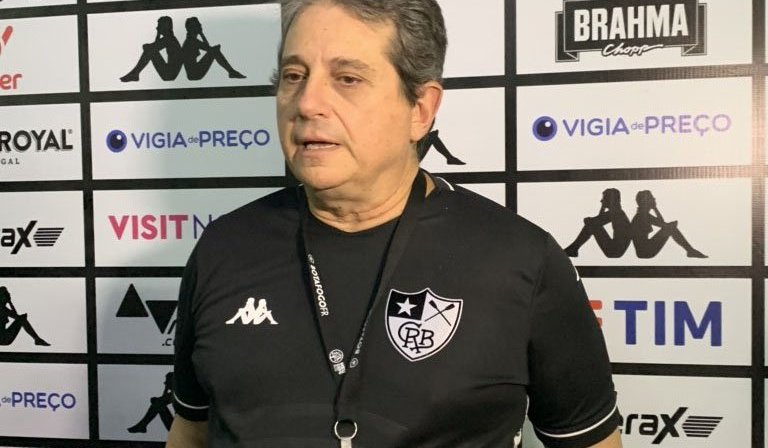 Rotenberg anuncia saída da vice-presidência de futebol do Botafogo; pasta será regida por comitê