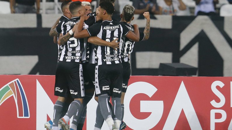 Contra o Resende, titulares do Botafogo buscam afirmar a boa imagem