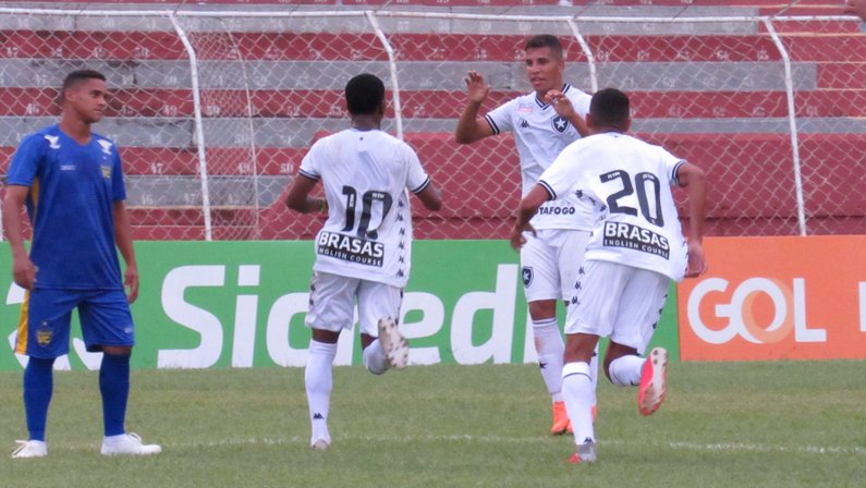 Copinha: após vitória na estreia, Botafogo enfrenta o Novorizontino nesta segunda às 17h