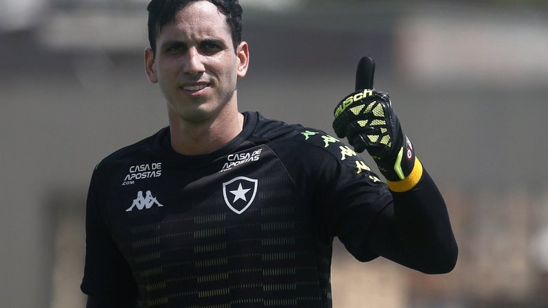 Gatito tem sondagem da Itália; Botafogo aguarda proposta
