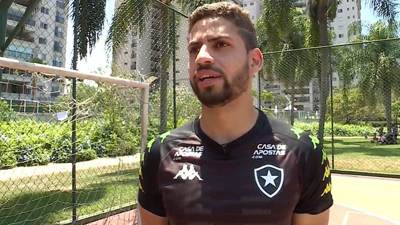 Emprestado pelo Atlético-MG, Gabriel procura Botafogo para continuar no clube