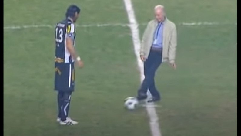 Loco Abreu e Zagallo antes de Botafogo 4 x 0 Vasco | Campeonato Brasileiro 2011