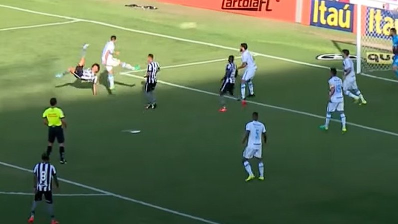 Gol de bicicleta de Camilo em Botafogo x Grêmio | Campeonato Brasileiro 2016