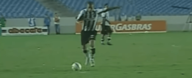 Juca cobra falta no Maracanã em Botafogo 4 x 3 Santos | Campeonato Brasileiro 2006