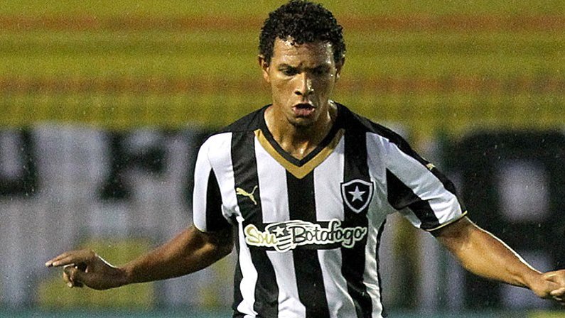 Willian Arão em Volta Redonda x Botafogo | Campeonato Carioca 2015