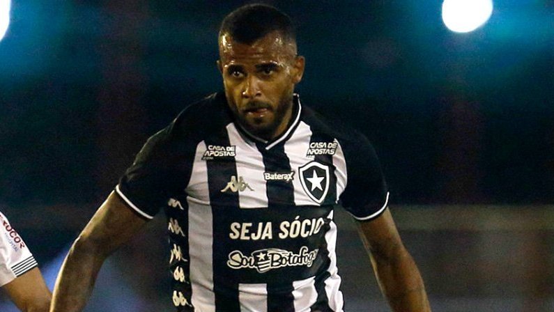 Alex Santana pode deixar o Botafogo para jogar no Ludogorets, da Bulgária