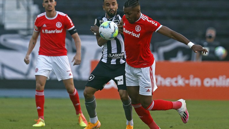 Caio Alexandre - Botafogo x Internacional - Campeonato Brasileiro 2020