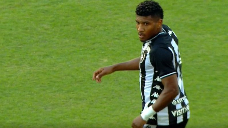 Rhuan em Botafogo x Internacional | Campeonato Brasileiro 2020