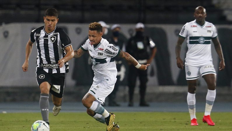 Coritiba e Botafogo fazem duelo contra a degola do Brasileirão no Couto Pereira