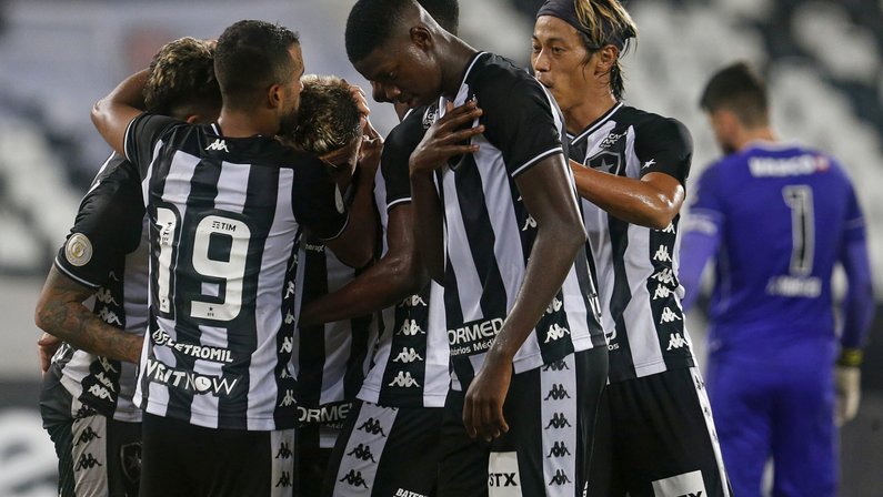 Botafogo não vence clássico desde setembro de 2020 e precisa quebrar escrita diante do Vasco