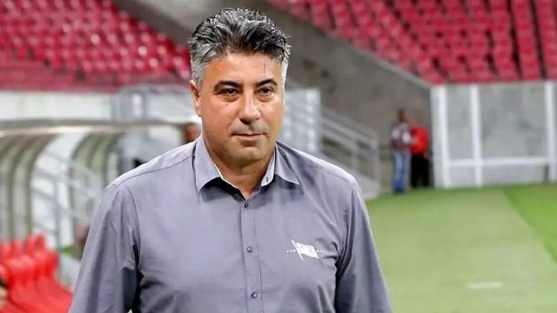 Alexandre Gallo é o favorito para novo técnico do Botafogo