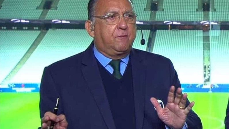 
Galvão Bueno lamenta situação do Botafogo