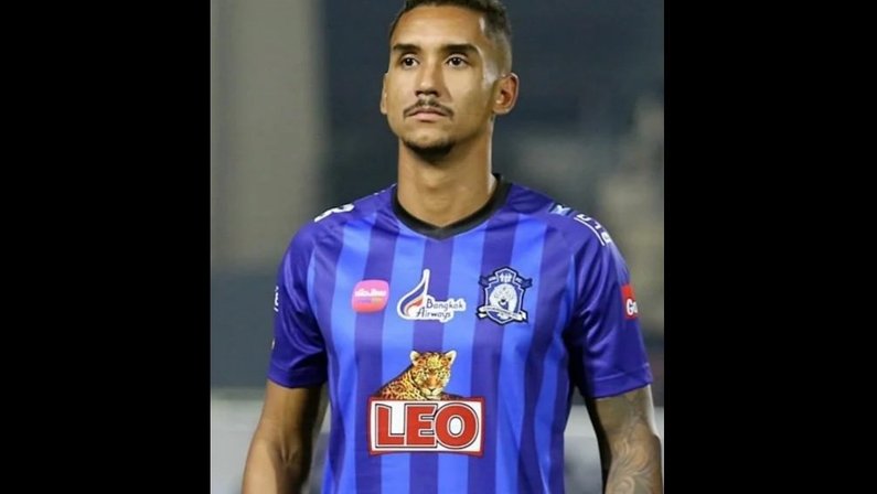 Verdini, ex-Botafogo, joga na Tailândia