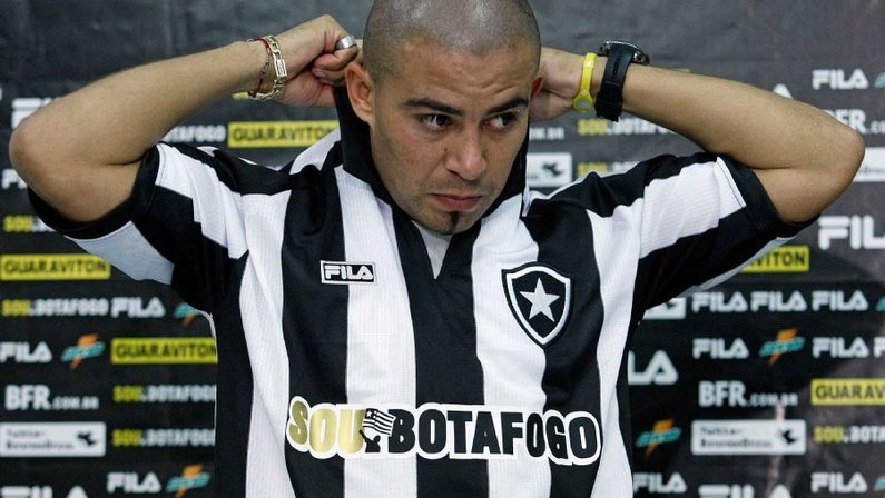 Arévalo Ríos é o estrangeiro mais caro da história do Botafogo