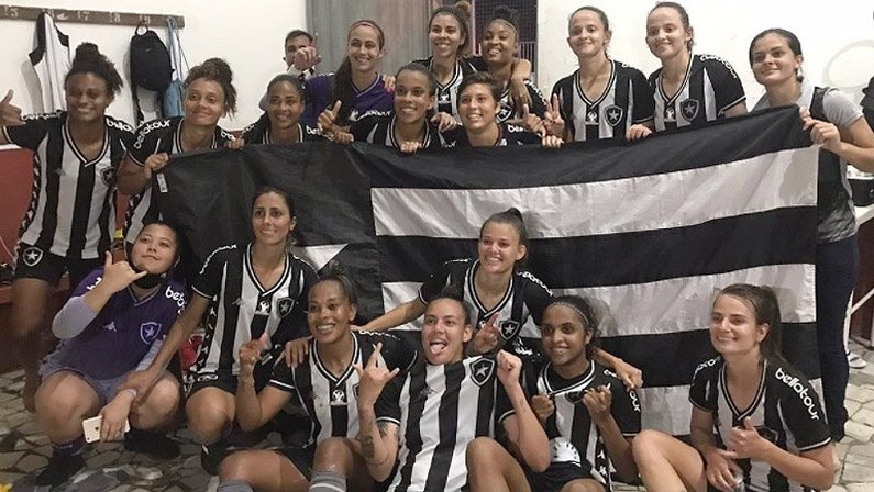 Jogadoras do Botafogo após vitória sobre o Vila Nova-ES | Campeonato Brasileiro Feminino A2