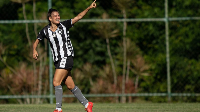 Botafogo vence Foz Cataratas no Brasileiro Feminino A-2