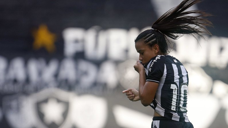 Gloriosas! Botafogo vira sobre o Ceará e fica a um empate do acesso ao Brasileiro Feminino A1