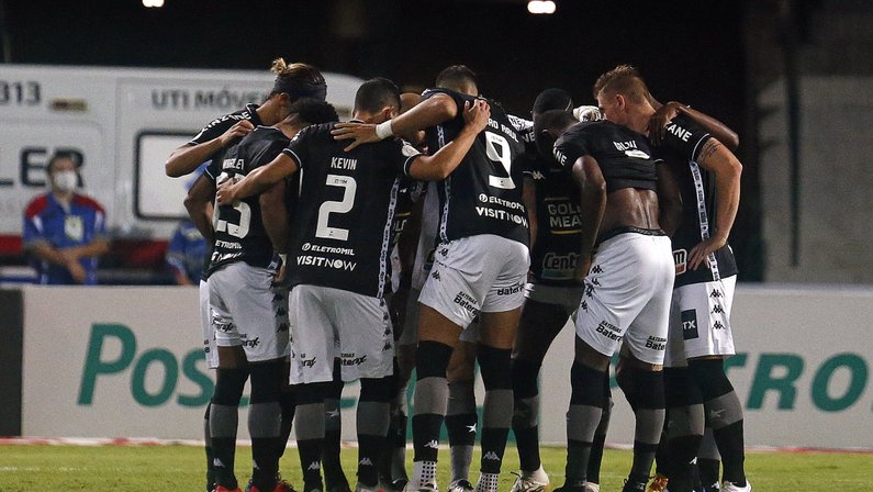 Escalação: Botafogo deve ter mudanças contra Corinthians, mas não tem time definido