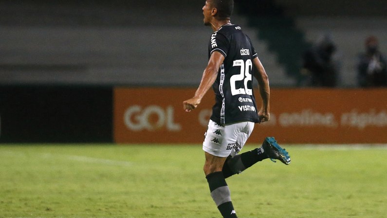 Comentarista: ‘Cícero mudou o jogo para o Botafogo. Barroca deve ter bom controle de vestiário’