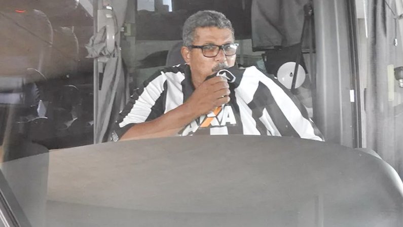Mauro Sampaio, Maurão, motorista do ônibus do Botafogo