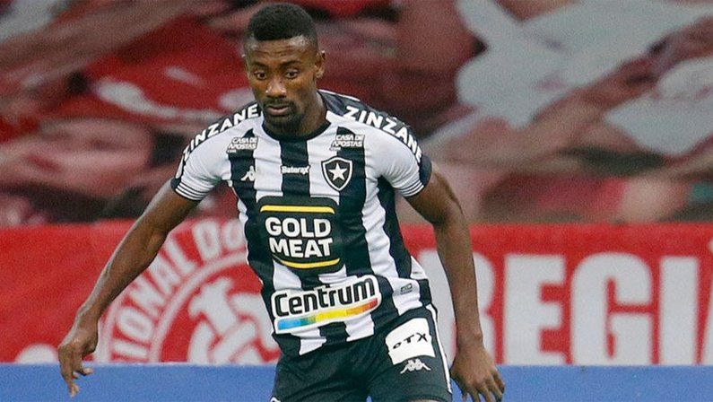 Escalação do Botafogo: Kalou atuará como segundo atacante no 4-4-2 contra o Coritiba