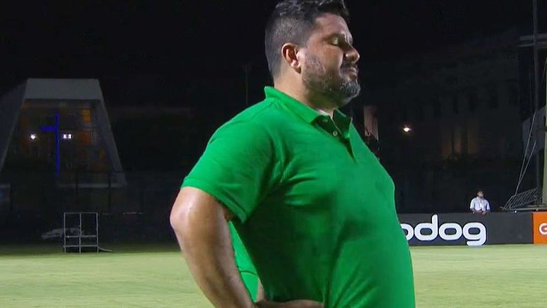 Eduardo Barroca em Vasco x Botafogo | Campeonato Brasileiro 2020