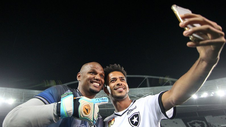Campeão da Série B se coloca à disposição para voltar: ‘Reerguer o Botafogo’
