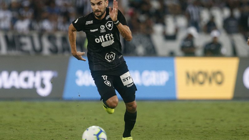Rodrigo Pimpão lamenta rebaixamento do Botafogo: ‘Fruto de administração ruim’