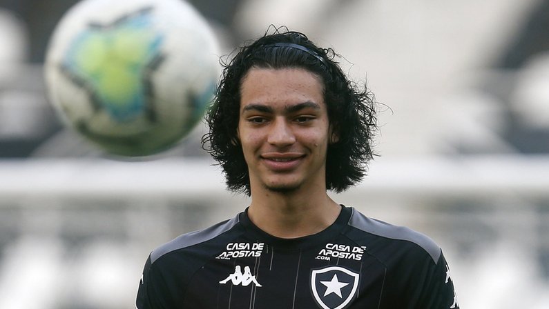 Grêmio monitora Matheus Nascimento, do Botafogo, desde o ano passado