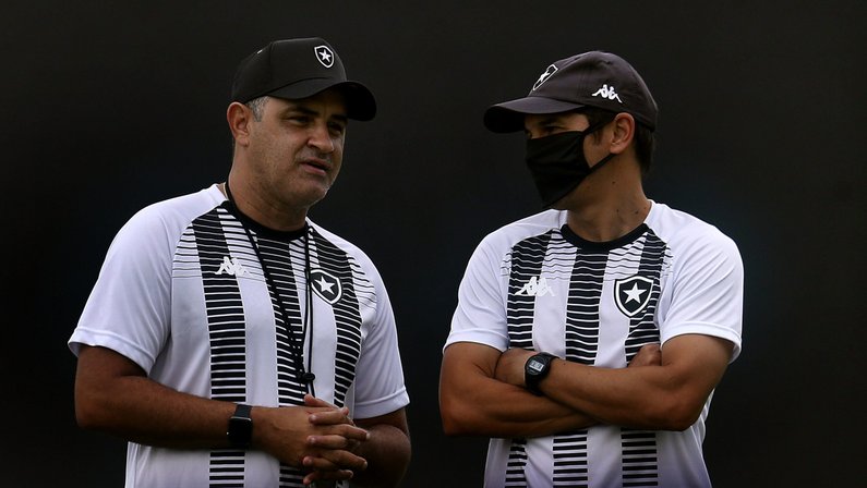 Marcelo Chamusca e Lucio Flavio - Botafogo