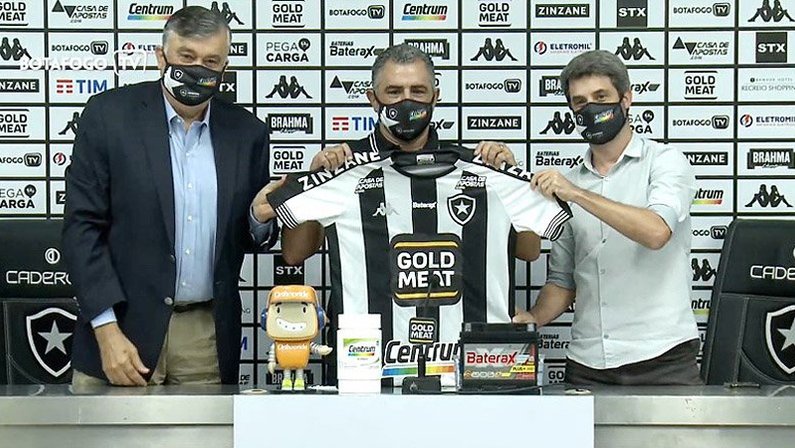 Durcesio Mello, Marcelo Chamusca e Eduardo Freeland no Botafogo