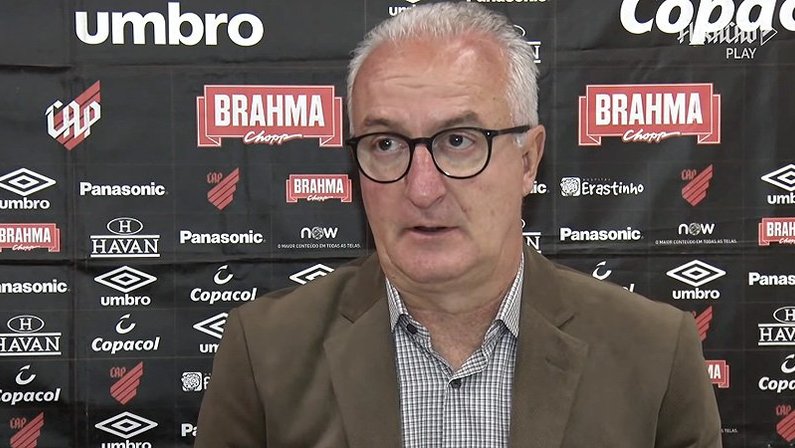 Dorival Júnior diz que não foi procurado pela diretoria do Botafogo para substituir Eduardo Barroca