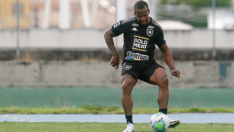 Botafogo renova contrato com Guilherme Santos até o fim da Série B