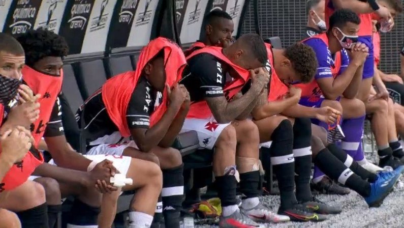 Virtualmente rebaixado, Vasco empata com o Corinthians em 0 a 0 em Itaquera | Campeonato Brasileiro 2020