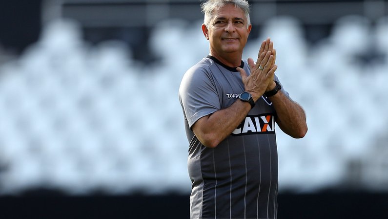 Marcos Paquetá recorda passagem pelo Botafogo: ‘Minha proposta não foi tão bem aceita pelo time’