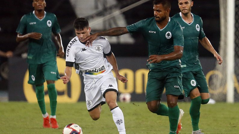 Tropeço em estreia mostra que reação que torcida do Botafogo espera vai demorar