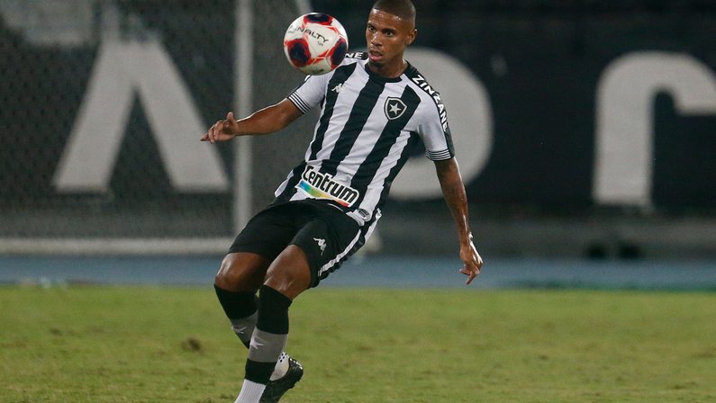 Botafogo não pode insistir com alguns jogadores