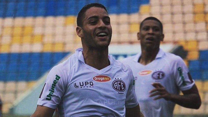 Felipe Ferreira chega ao Botafogo emprestado pela Ferroviária