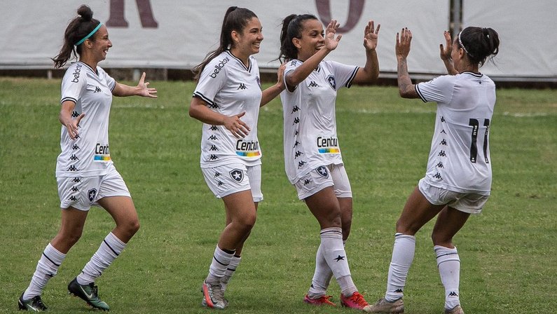 Vivian - Fluminense x Botafogo - Campeonato Carioca Feminino
