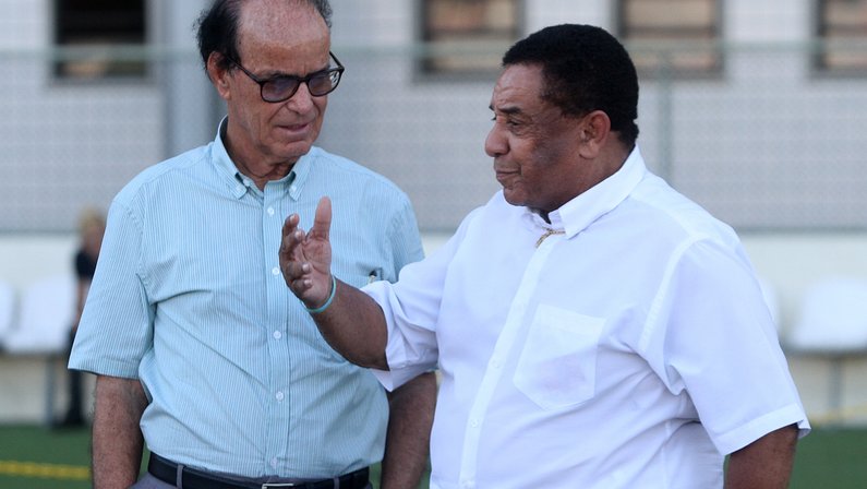 Cesar Maia propõe criação de ‘Calçadão Agnaldo Timóteo’ no estádio do Botafogo