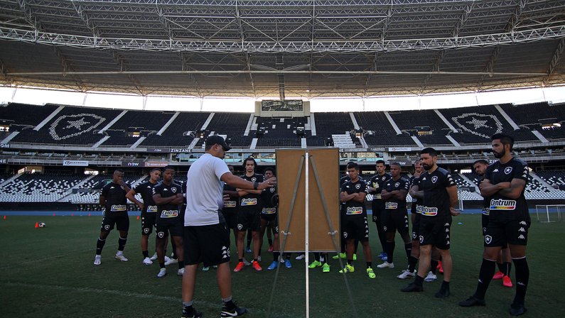 Com retrospecto ruim na pandemia, Botafogo venceu último clássico em setembro