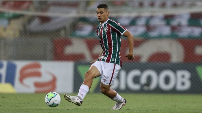 André, volante do Fluminense, interessa ao Botafogo