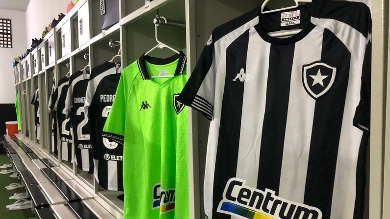 Vestiário do Estádio Nilton Santos para Botafogo x Cruzeiro