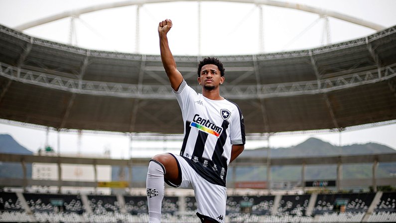 Botafogo libera novo lote do Manto da Desigualdade para venda nesta quarta