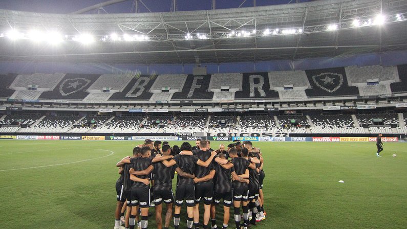 Com mudança na janela de contratações, Botafogo pode antecipar cotas de TV para montar elenco
