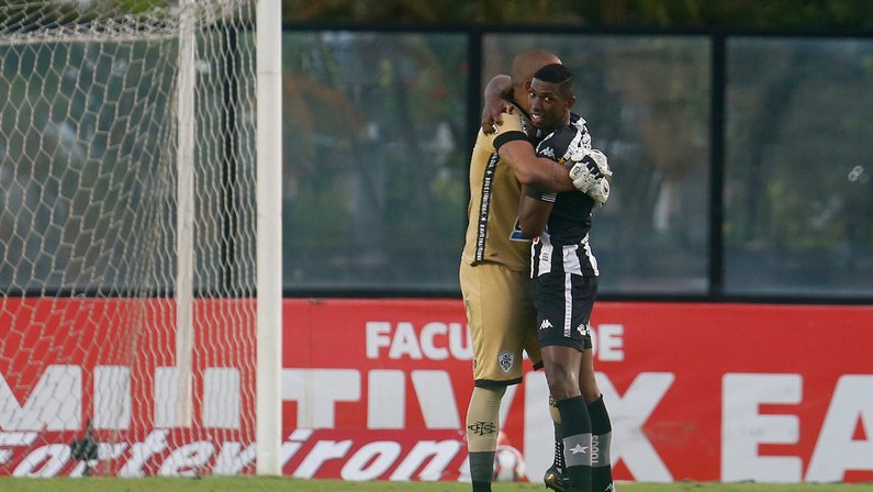 Botafogo domina e põe sete na seleção da rodada da Série B; Cruzeiro tem quatro