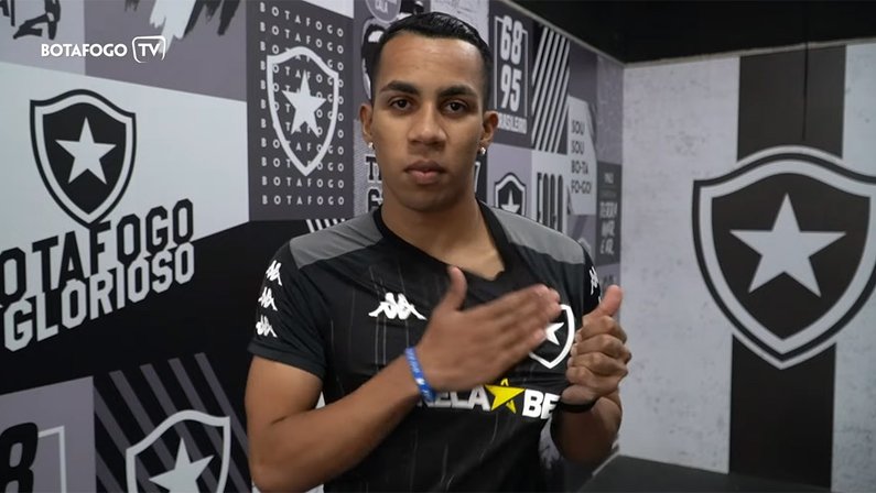Breno, reforço do Botafogo para temporada 2022