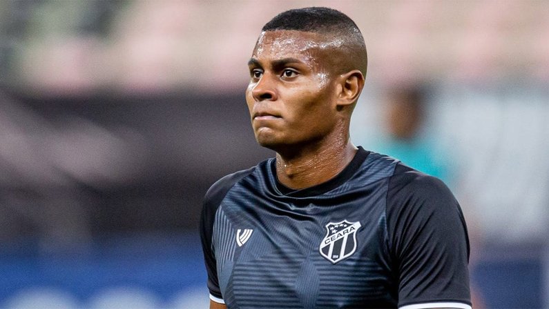Botafogo faz proposta por atacante Cléber, mas presidente do Ceará garante: ‘Não vai’