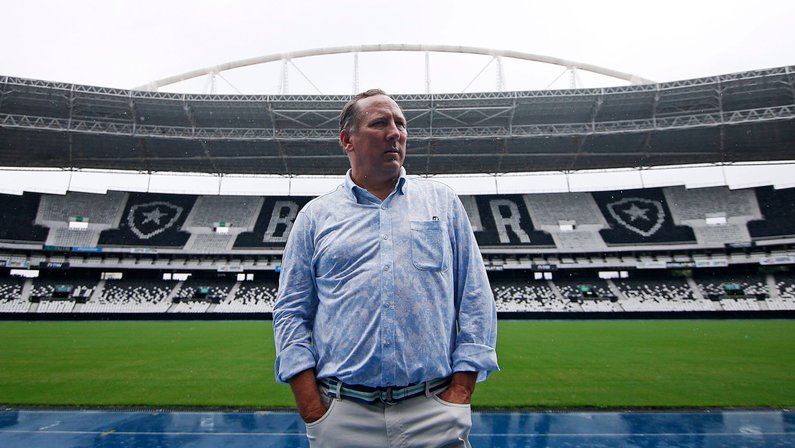 Site especializado: John Textor vê desenvolvimento de jogadores como ‘core business’ no Botafogo; ‘Quer forte estrutura de base’, diz Durcesio
